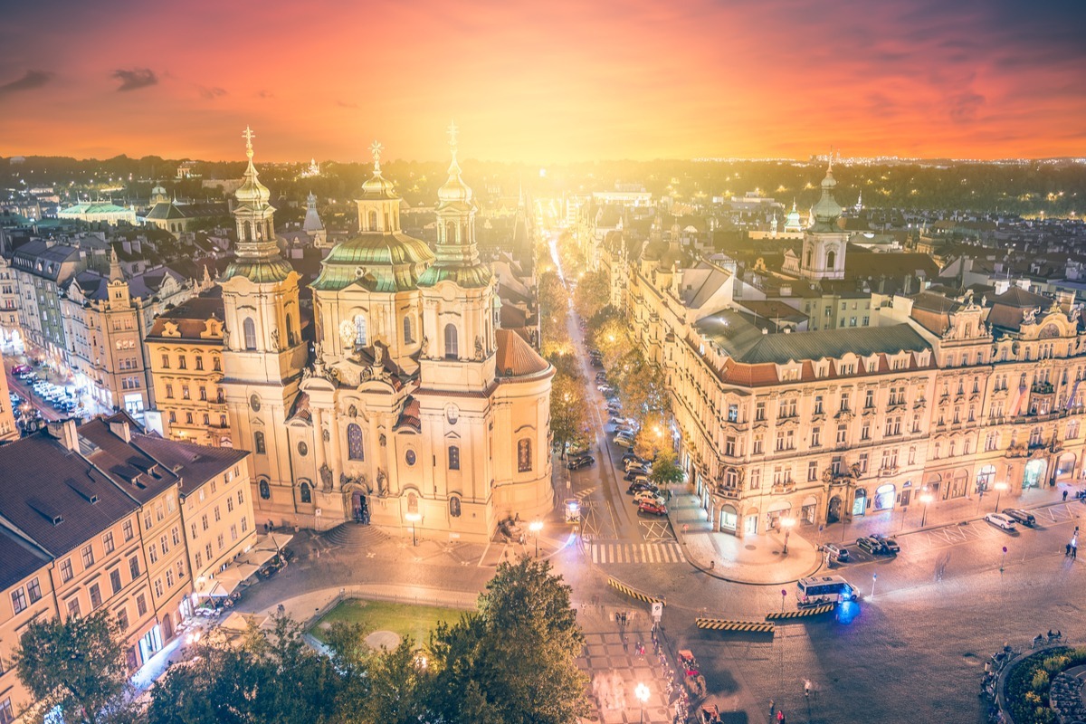 pasxa-praga-ksexoristi-empeiria